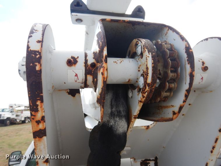 image for item DI0142 2003 Ford F550 Super Duty  bucket truck