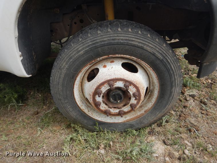 image for item DI0142 2003 Ford F550 Super Duty  bucket truck