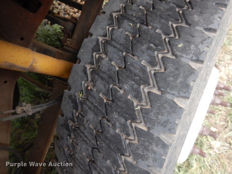 image for item DI0142 2003 Ford F550 Super Duty  bucket truck