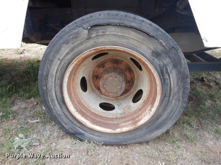 image for item DI0142 2003 Ford F550 Super Duty  bucket truck