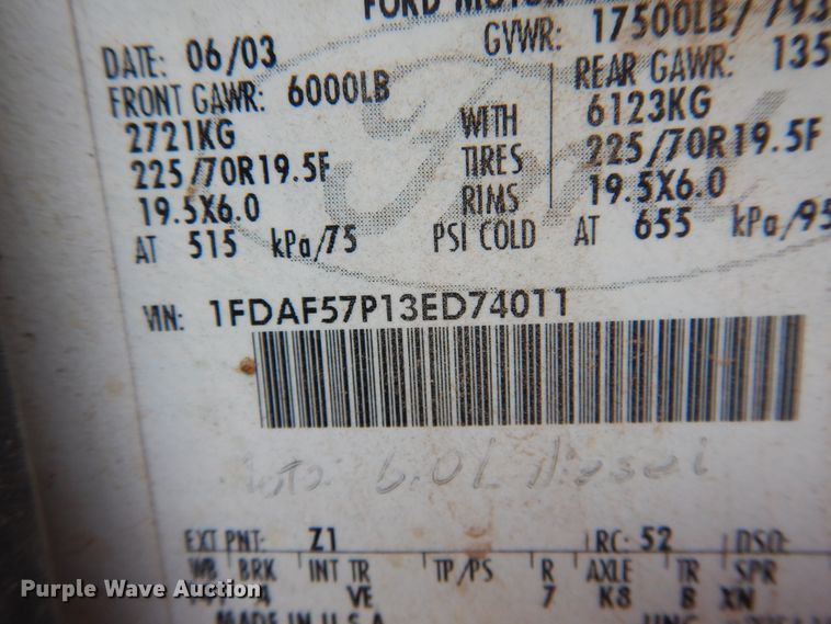 image for item DI0142 2003 Ford F550 Super Duty  bucket truck