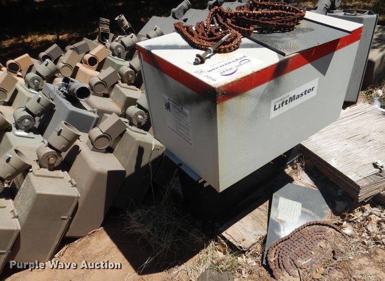 image for item DI0145 (2) Liftmaster automatic gate openers