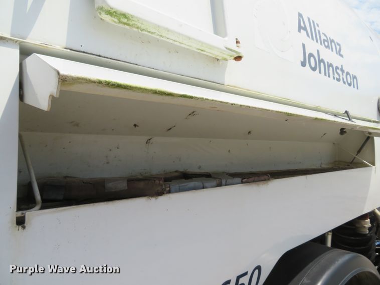 image for item DI2231 2007 Freightliner Business Class M2  street sweeper truck