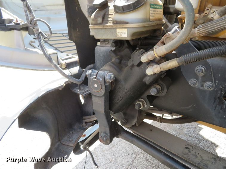 image for item DI2231 2007 Freightliner Business Class M2  street sweeper truck