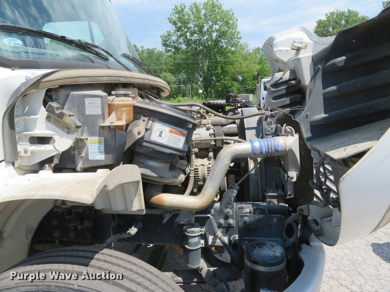 image for item DI2231 2007 Freightliner Business Class M2  street sweeper truck