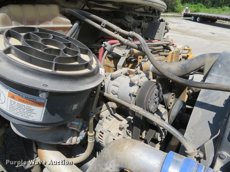 image for item DI2231 2007 Freightliner Business Class M2  street sweeper truck