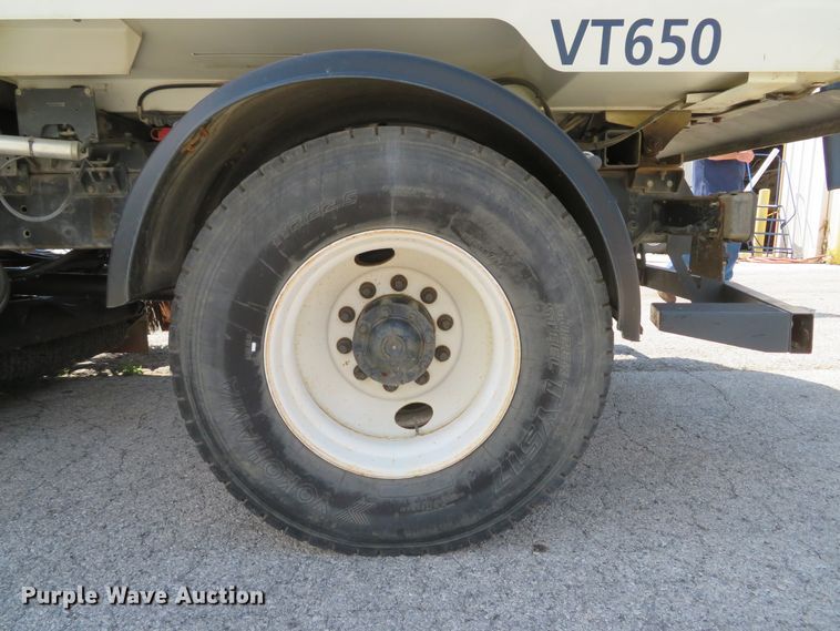 image for item DI2231 2007 Freightliner Business Class M2  street sweeper truck