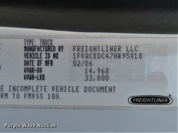 image for item DI2231 2007 Freightliner Business Class M2  street sweeper truck