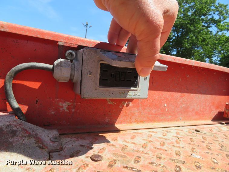 image for item DI2233 2012 Skyjack SJIII 3219  scissor lift