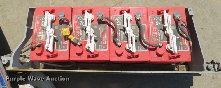 image for item DI2233 2012 Skyjack SJIII 3219  scissor lift