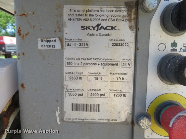 image for item DI2233 2012 Skyjack SJIII 3219  scissor lift