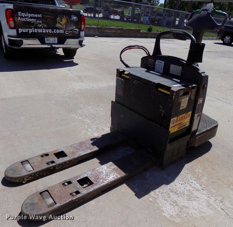 image for item DO9331 Jungheinrich ECR327 pallet jack