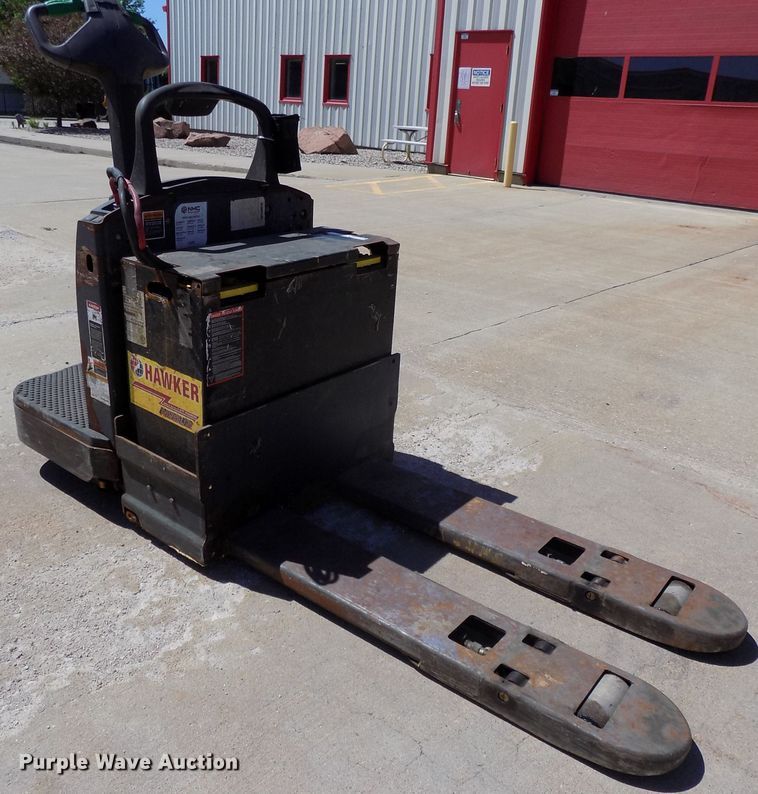 image for item DO9331 Jungheinrich ECR327 pallet jack