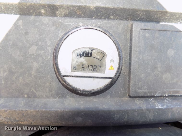 image for item DO9331 Jungheinrich ECR327 pallet jack