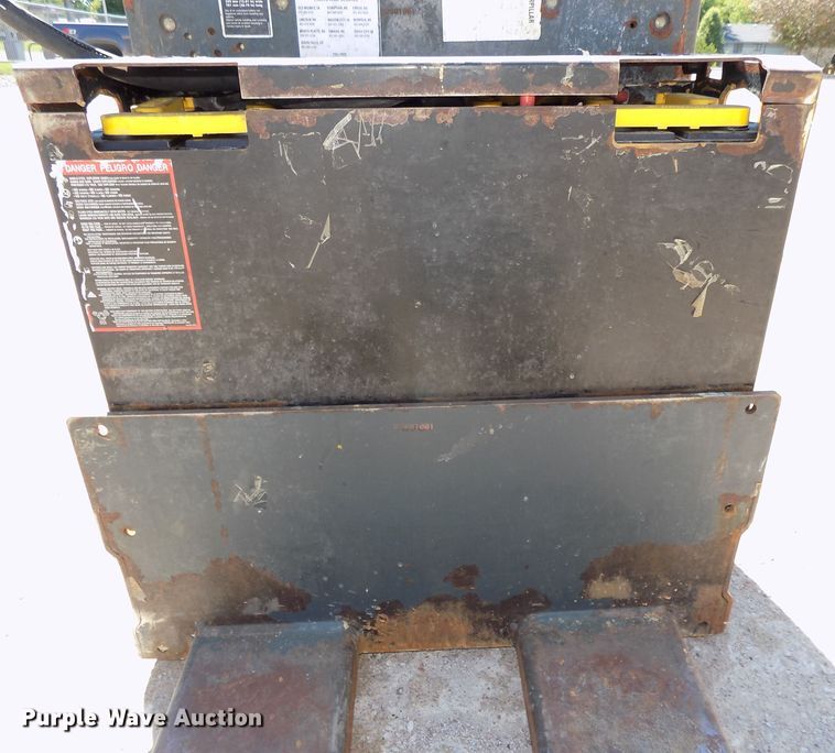 image for item DO9331 Jungheinrich ECR327 pallet jack