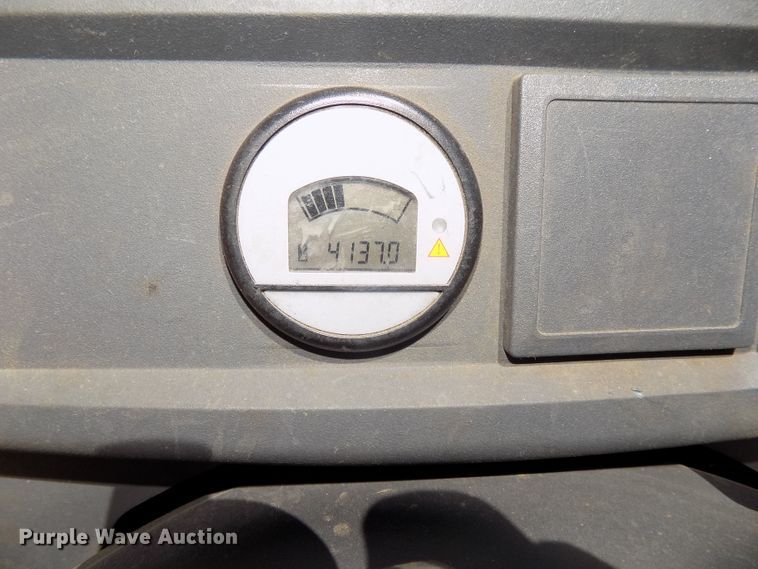 image for item DO9332 Jungheinrich ECR327 pallet jack