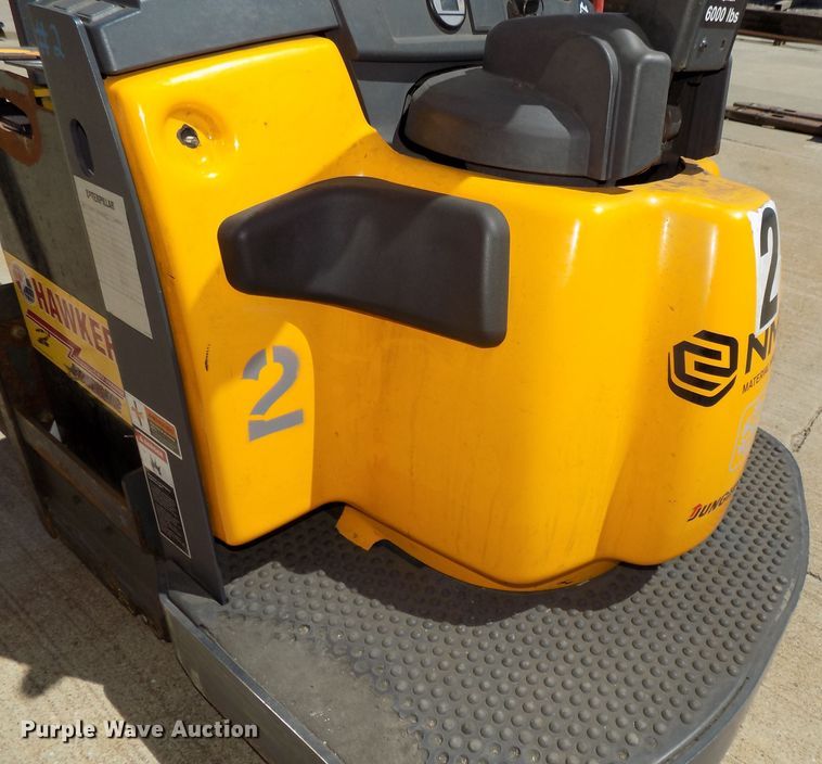 image for item DO9332 Jungheinrich ECR327 pallet jack