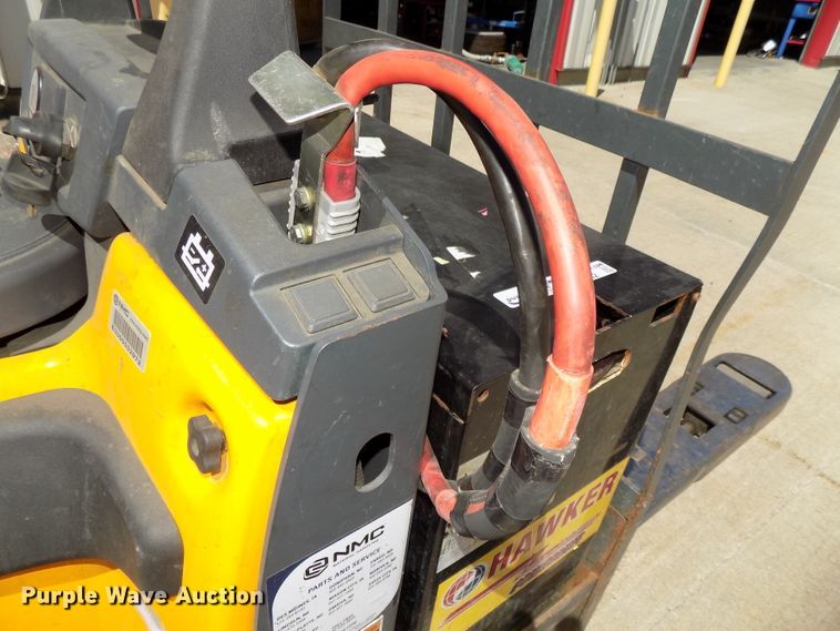 image for item DO9332 Jungheinrich ECR327 pallet jack