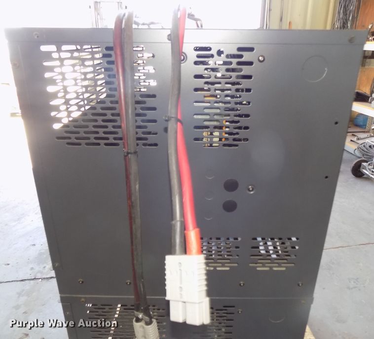 image for item DO9333 Jungheinrich ECR327 pallet jack