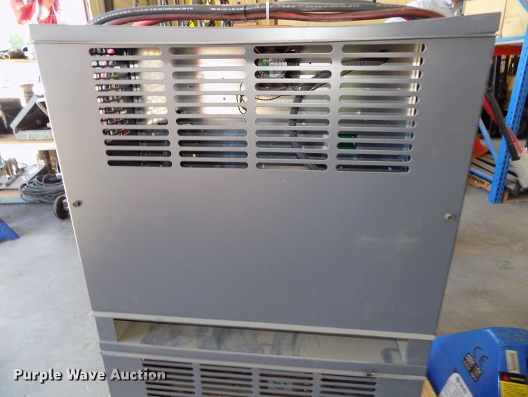 image for item DO9333 Jungheinrich ECR327 pallet jack