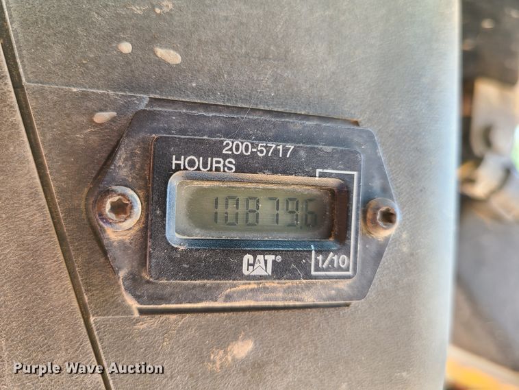 image for item EL9814 2006 Caterpillar 268B  skid steer loader