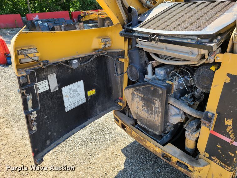 image for item EL9814 2006 Caterpillar 268B  skid steer loader