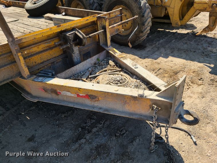 image for item EL9815 CZ Engineering equipment trailer