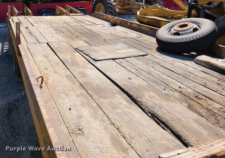 image for item EL9815 CZ Engineering equipment trailer