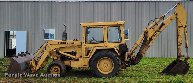 image for item EL9820 Ford 755A  backhoe