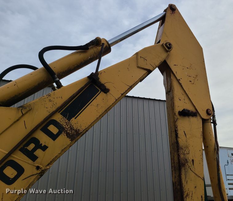 image for item EL9820 Ford 755A  backhoe
