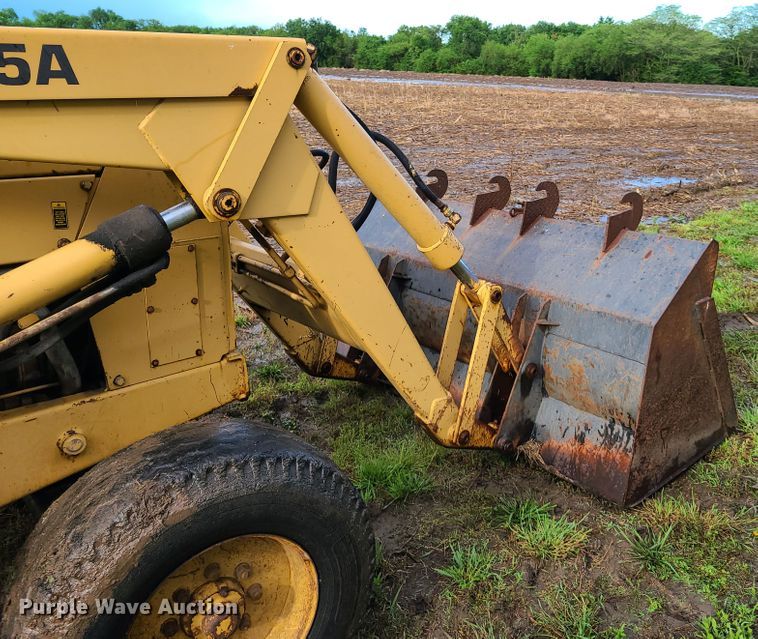 image for item EL9820 Ford 755A  backhoe