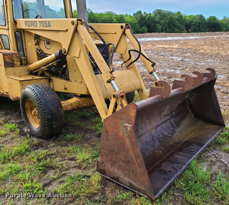 image for item EL9820 Ford 755A  backhoe
