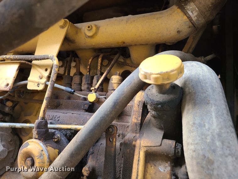 image for item EL9820 Ford 755A  backhoe