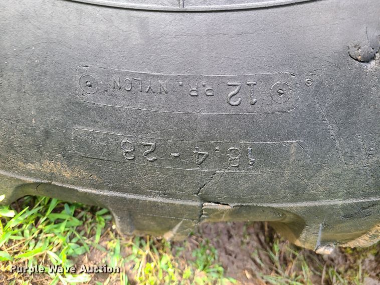 image for item EL9820 Ford 755A  backhoe