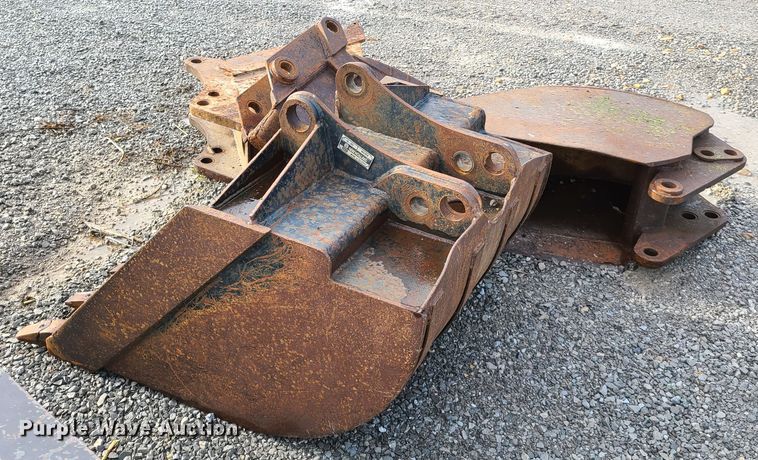 image for item EL9820 Ford 755A  backhoe