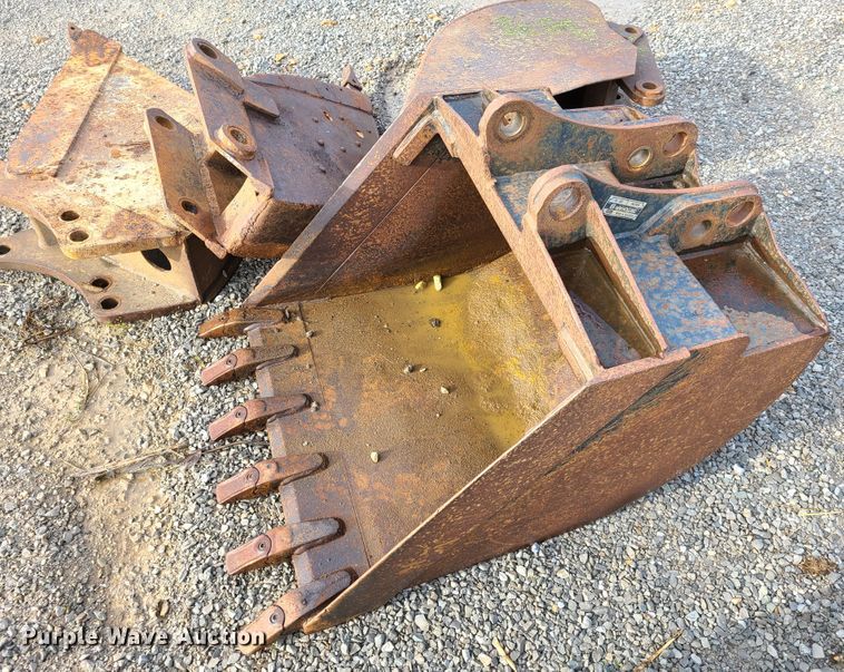 image for item EL9820 Ford 755A  backhoe