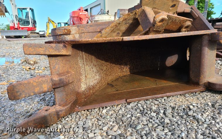 image for item EL9820 Ford 755A  backhoe