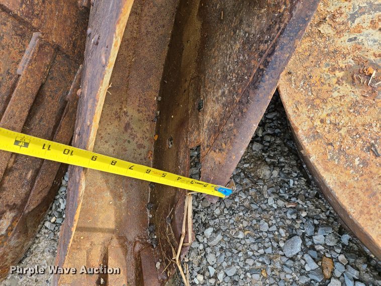 image for item EL9820 Ford 755A  backhoe