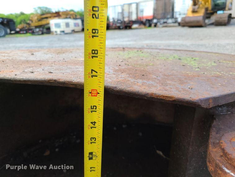 image for item EL9820 Ford 755A  backhoe