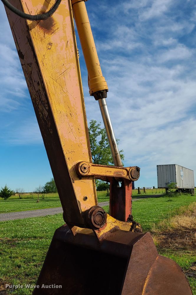 image for item EL9821 1993 Case 9050  excavator