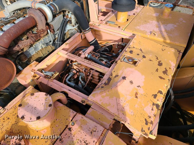 image for item EL9821 1993 Case 9050  excavator