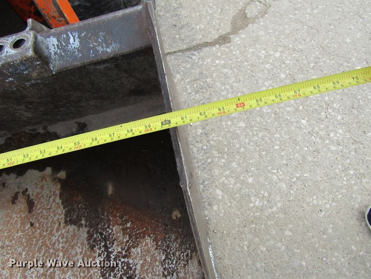 image for item FD9447 1999 Daewoo DSL601  skid steer loader