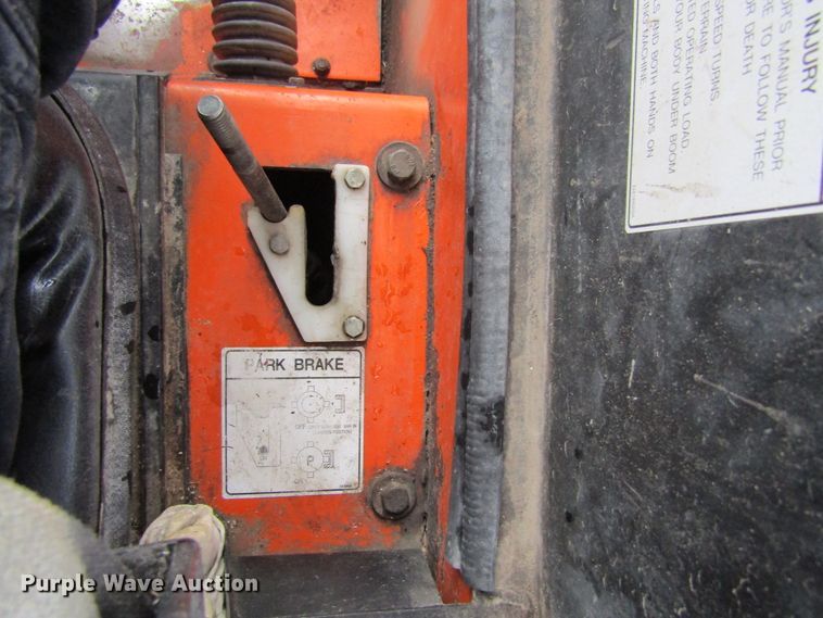 image for item FD9447 1999 Daewoo DSL601  skid steer loader