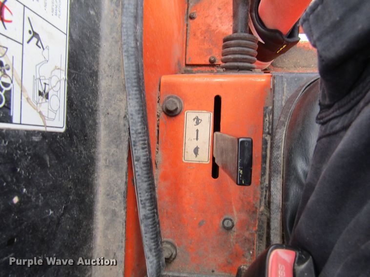 image for item FD9447 1999 Daewoo DSL601  skid steer loader