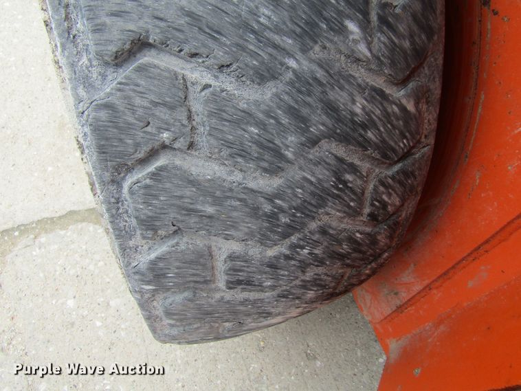 image for item FD9447 1999 Daewoo DSL601  skid steer loader