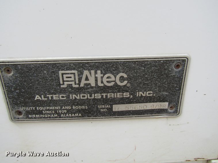 image for item FD9451 1999 Ford F450 Super Duty  bucket truck