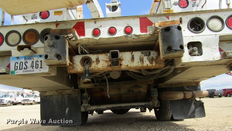 image for item FD9452 2000 Ford F550 Super Duty  bucket truck