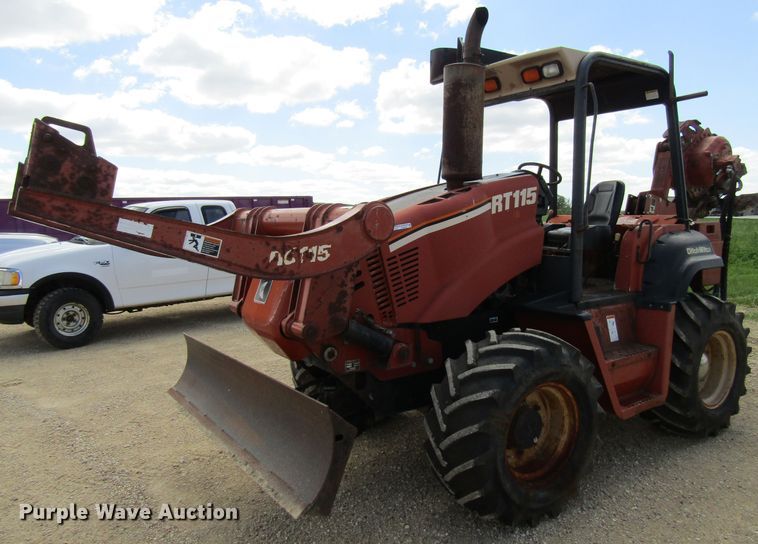 image for item FD9453 2001 Ditch Witch RT115  cable plow