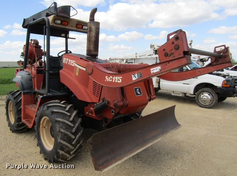 image for item FD9453 2001 Ditch Witch RT115  cable plow