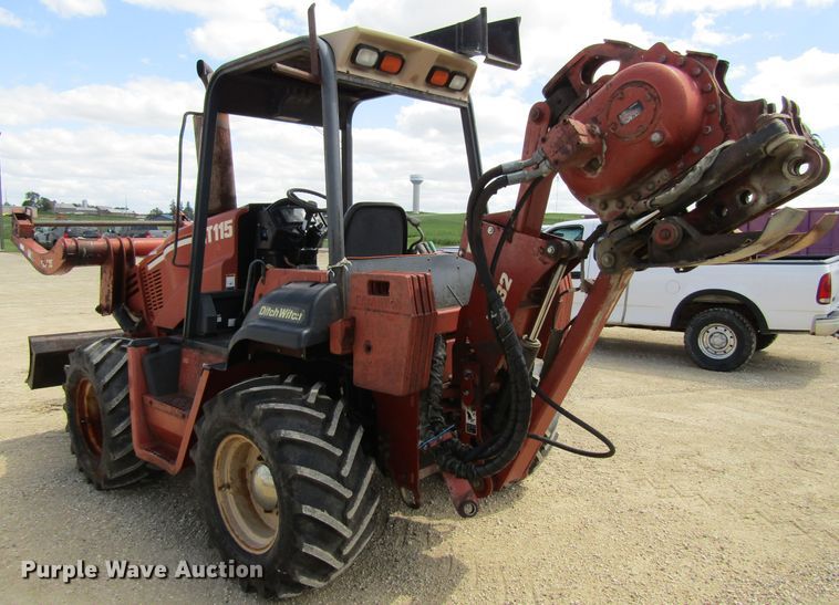 image for item FD9453 2001 Ditch Witch RT115  cable plow